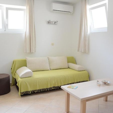 Apartments Marina Ražanac Εξωτερικό φωτογραφία
