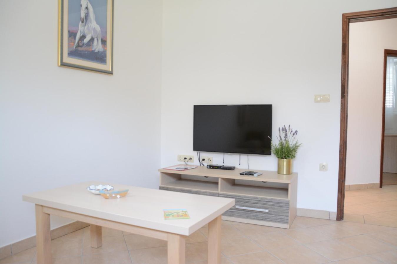Apartments Marina Ražanac Δωμάτιο φωτογραφία